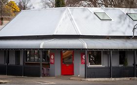 Ambrose On Byng - Central Location
